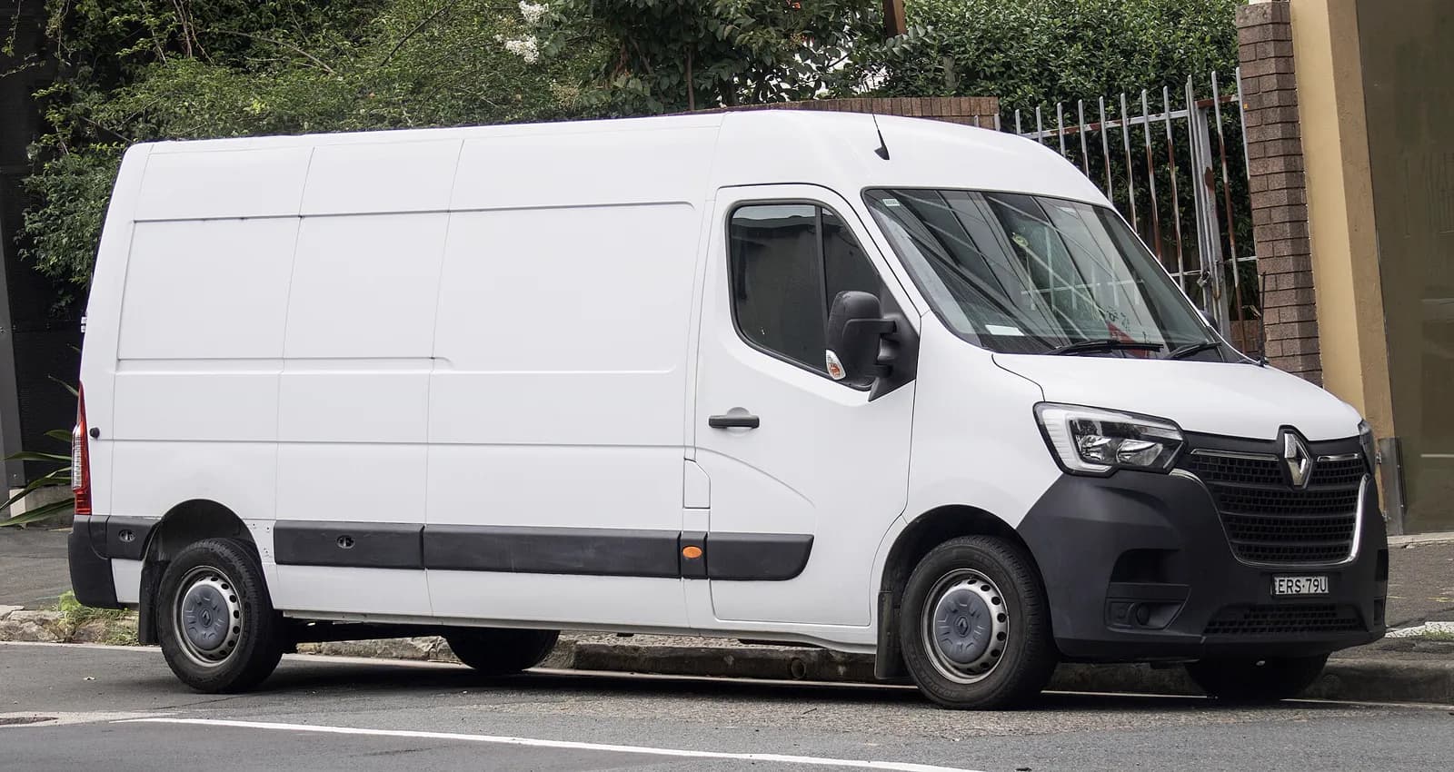 Renault Master 2021 kiralık panelvan