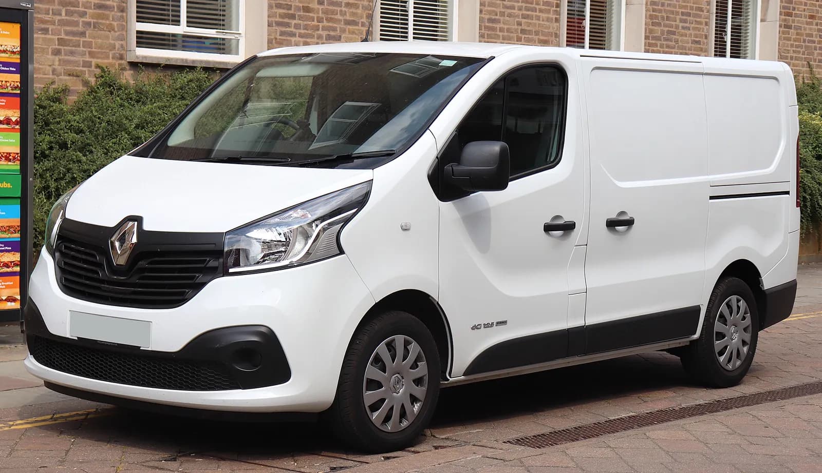 Renault Trafic 2017 kiralık panelvan
