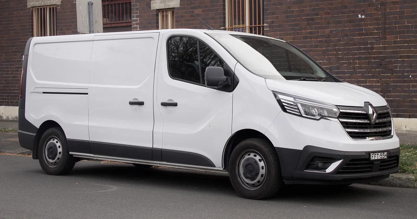 Renault Trafic 2021 kiralık panelvan